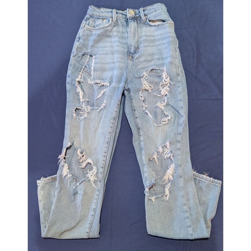 BDG Urban Outfitters Mom High Rise Light Wash Distressed Jeans Size 24